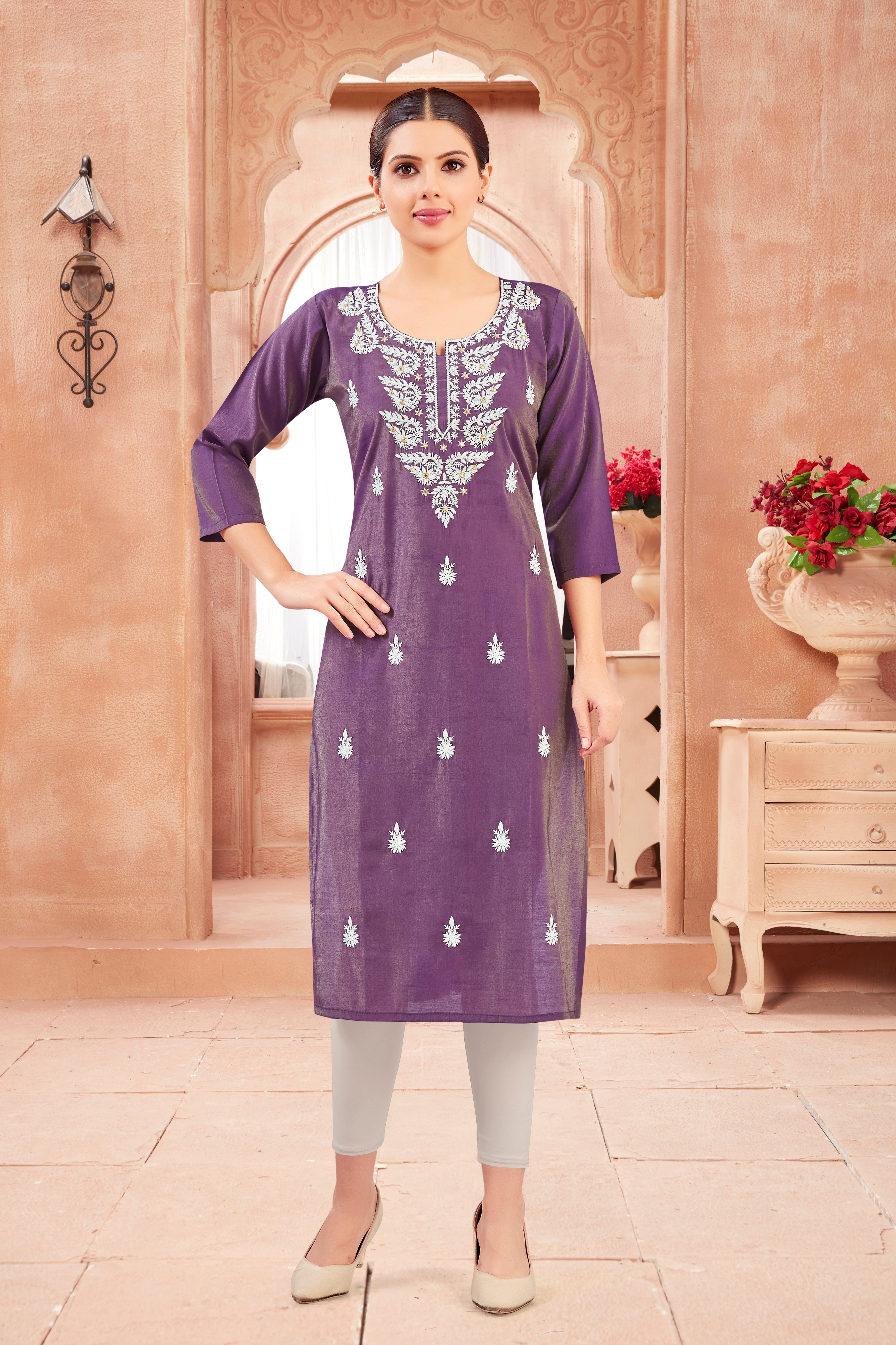 Aruna Kurti