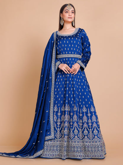 Veda Gown With Dupatta