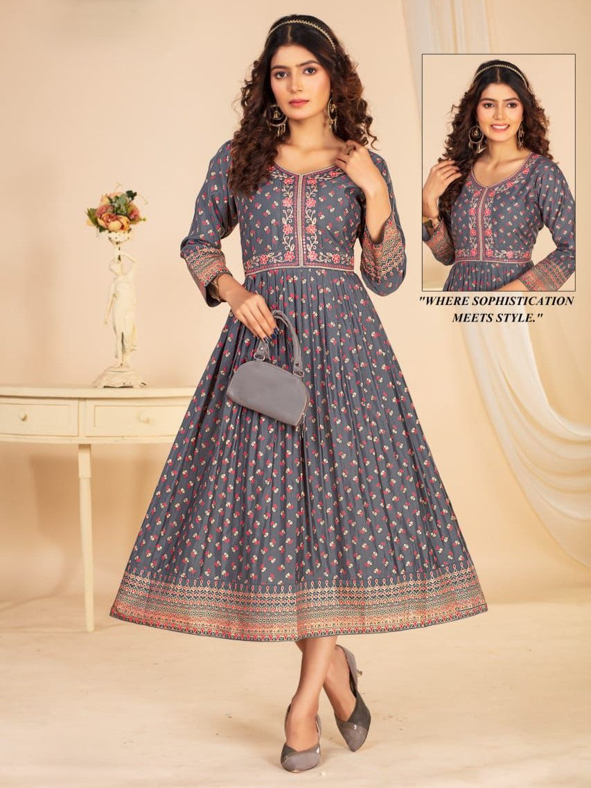 Hina Flair Kurti