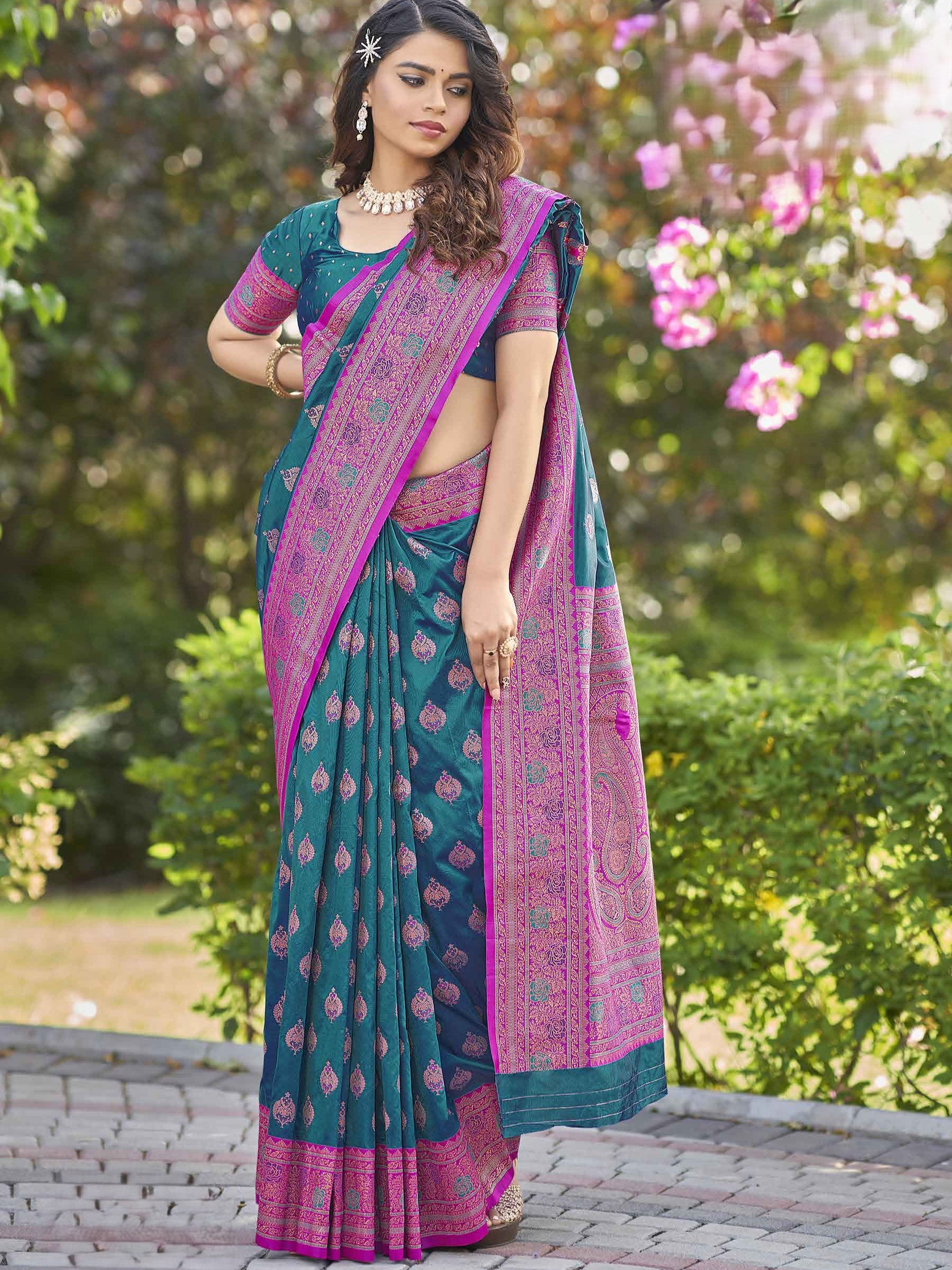 Stuti Saree