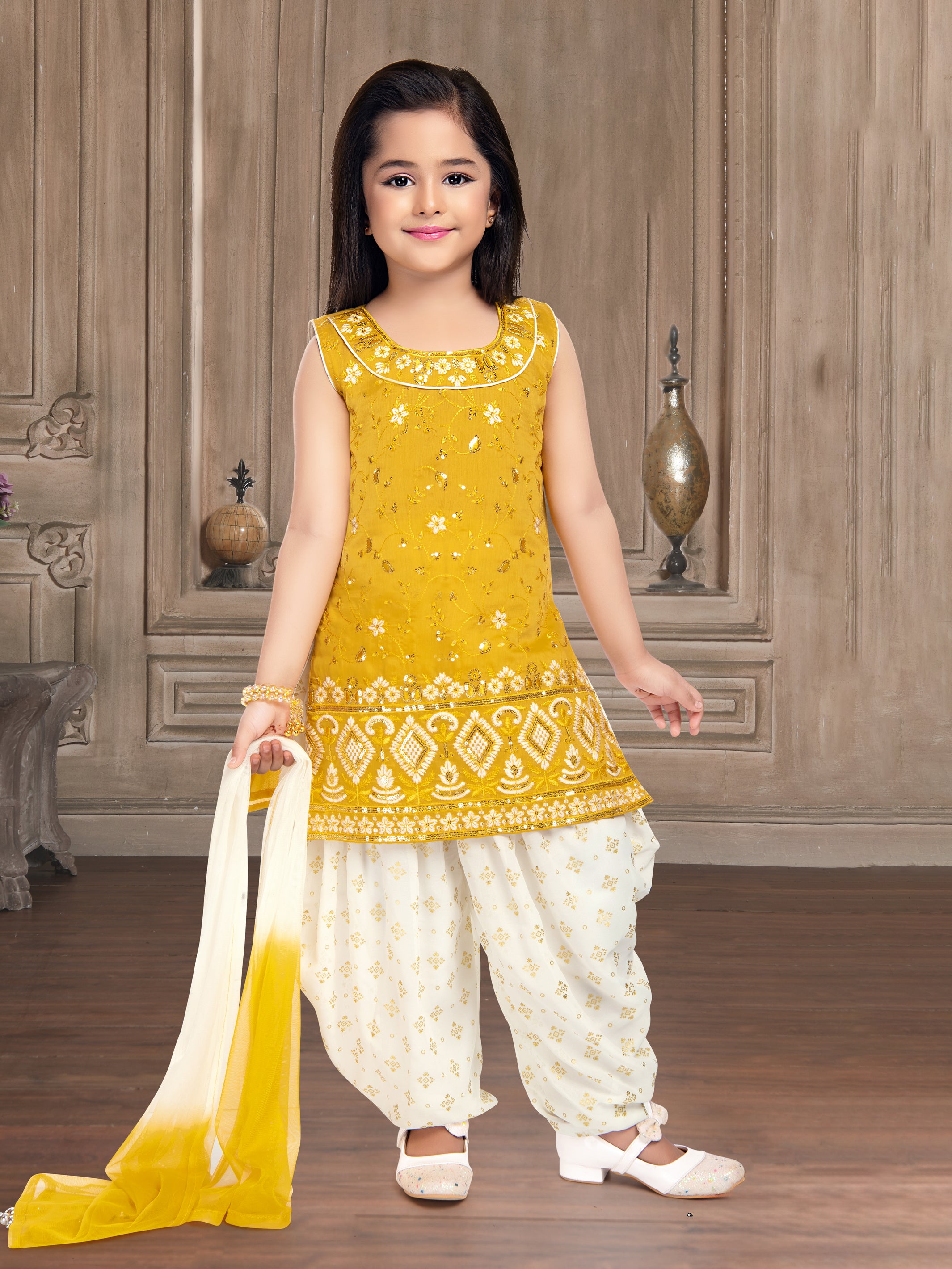 Bhavi Patiala Suit