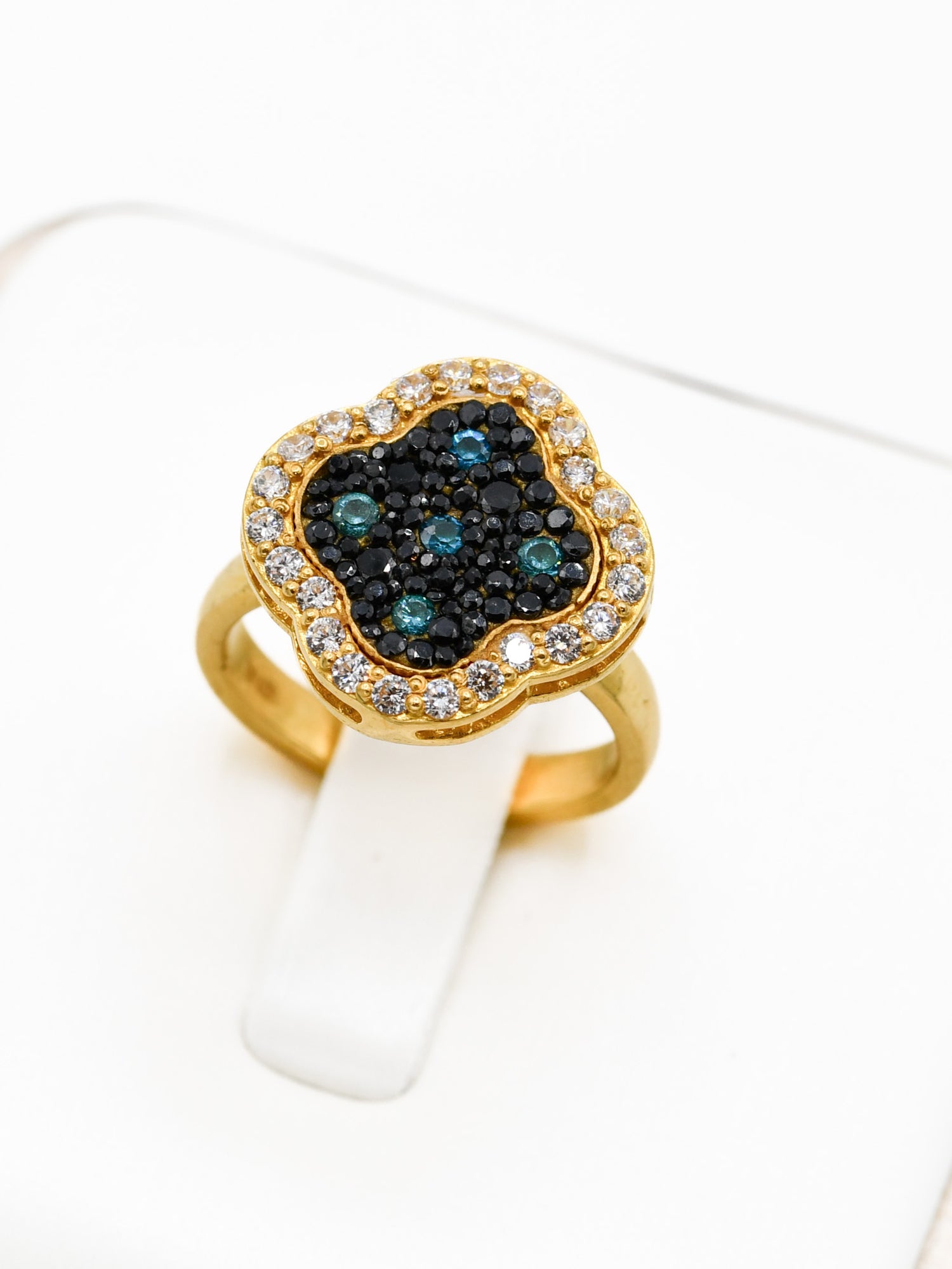 22ct Gold Blue CZ Ladies Ring - Roop Darshan