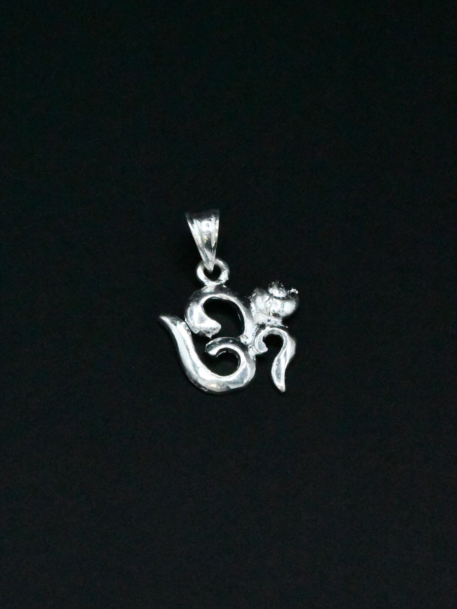 Silver Om Pendant