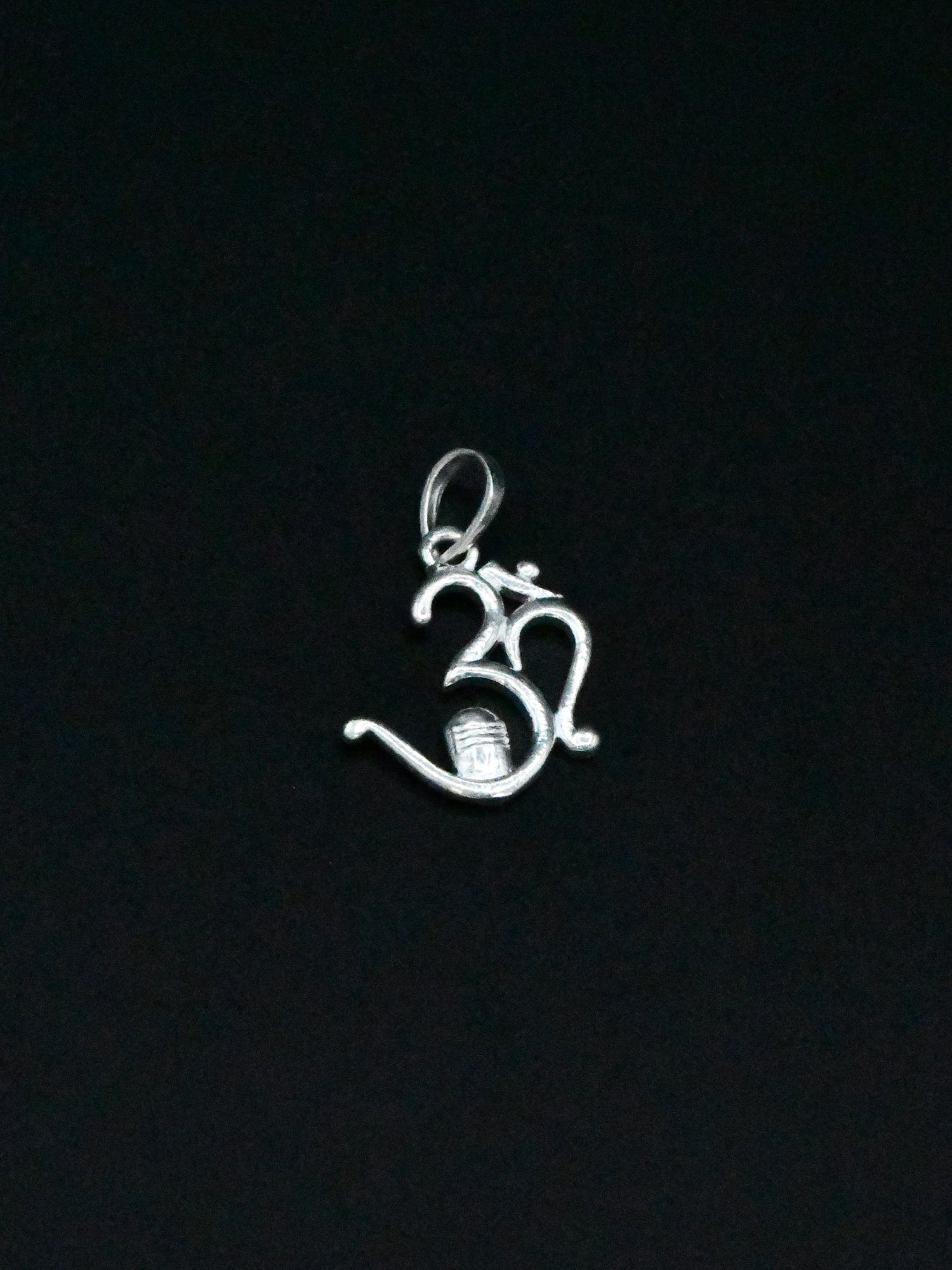 Silver Om Pendant