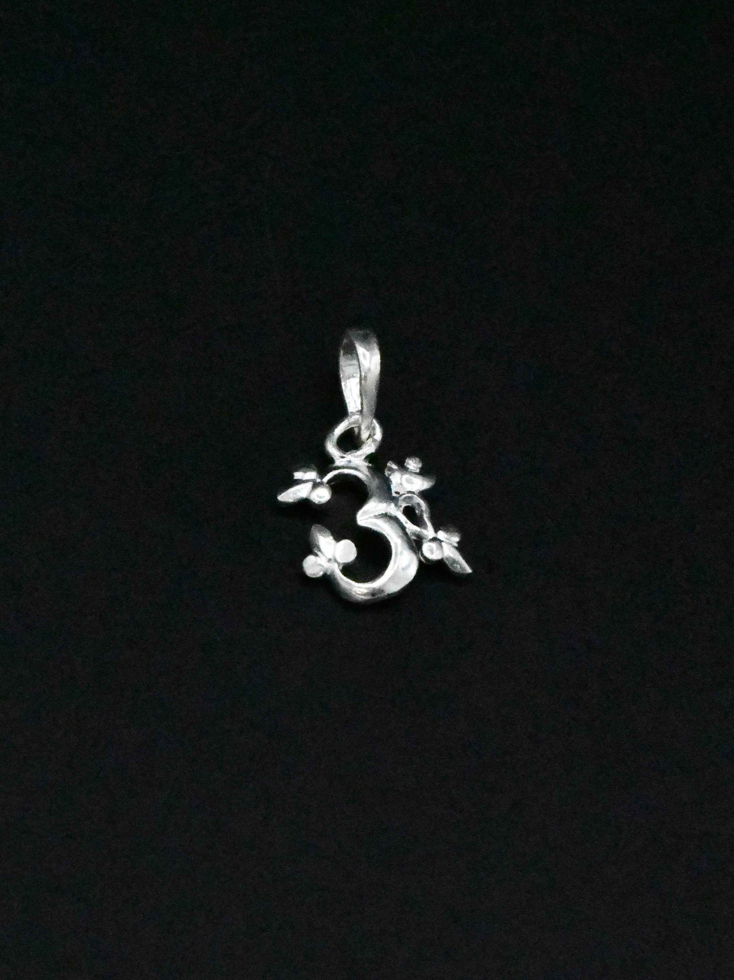 Silver Om Pendant