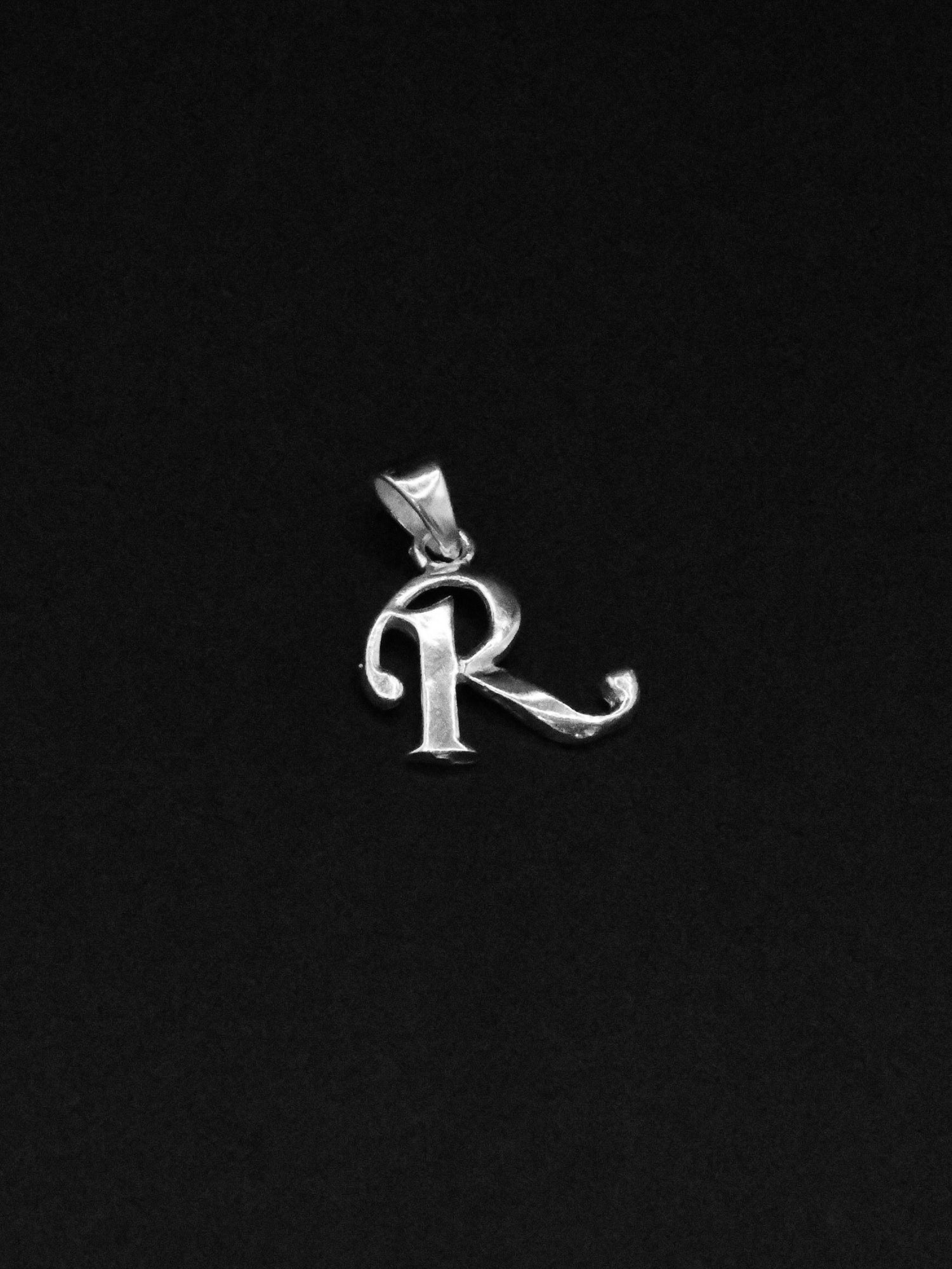 Silver &quot;R&quot; Pendant