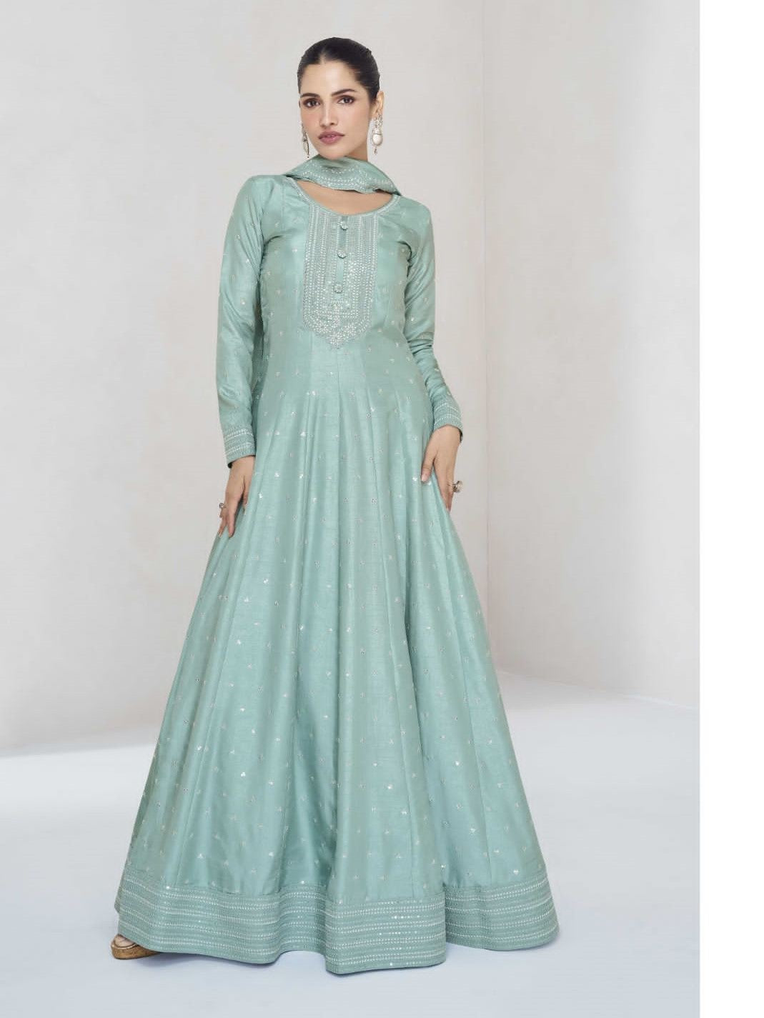 Nisha Gown With Dupatta