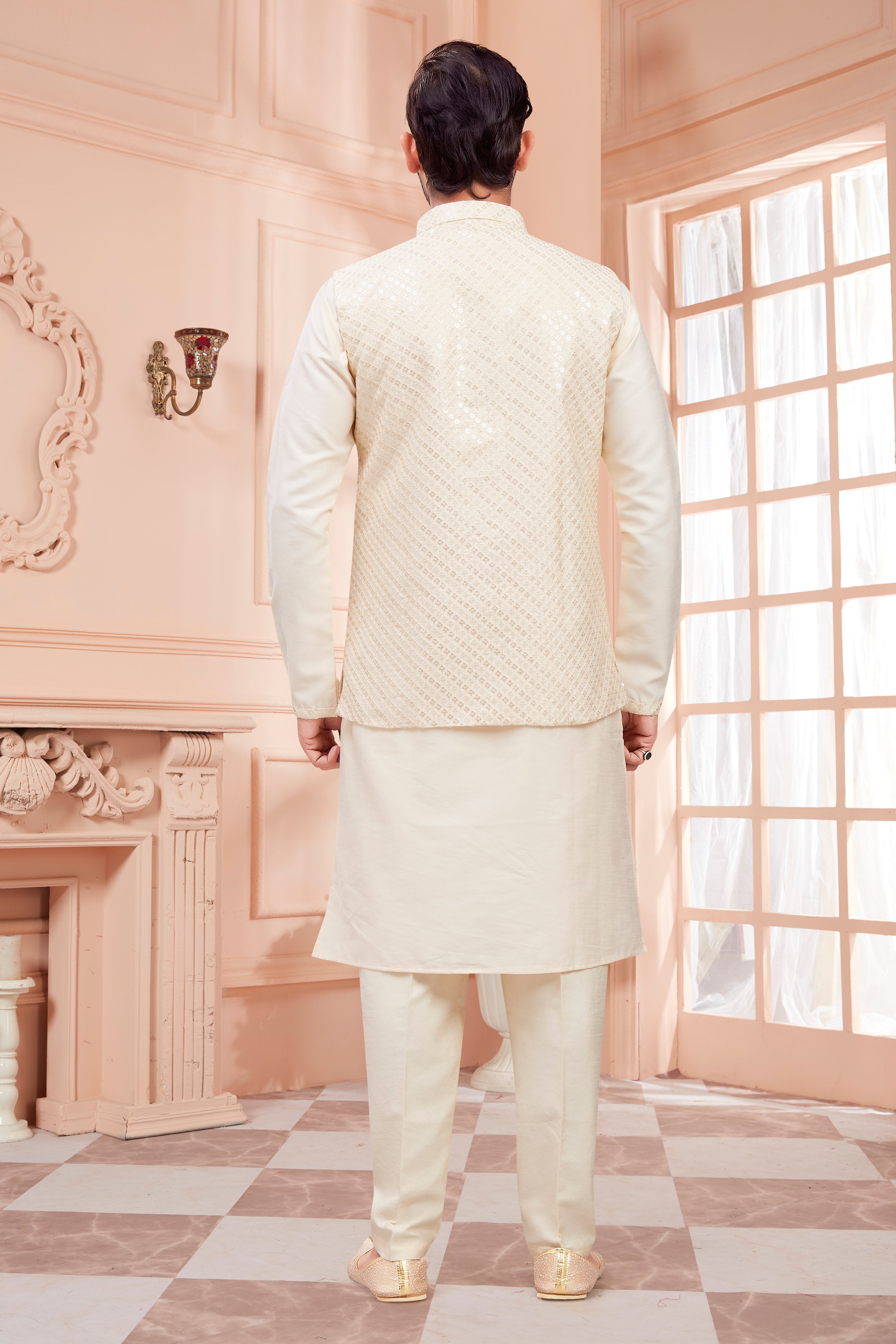 Mens Kurta Set With Tiki Embroidered Jacket