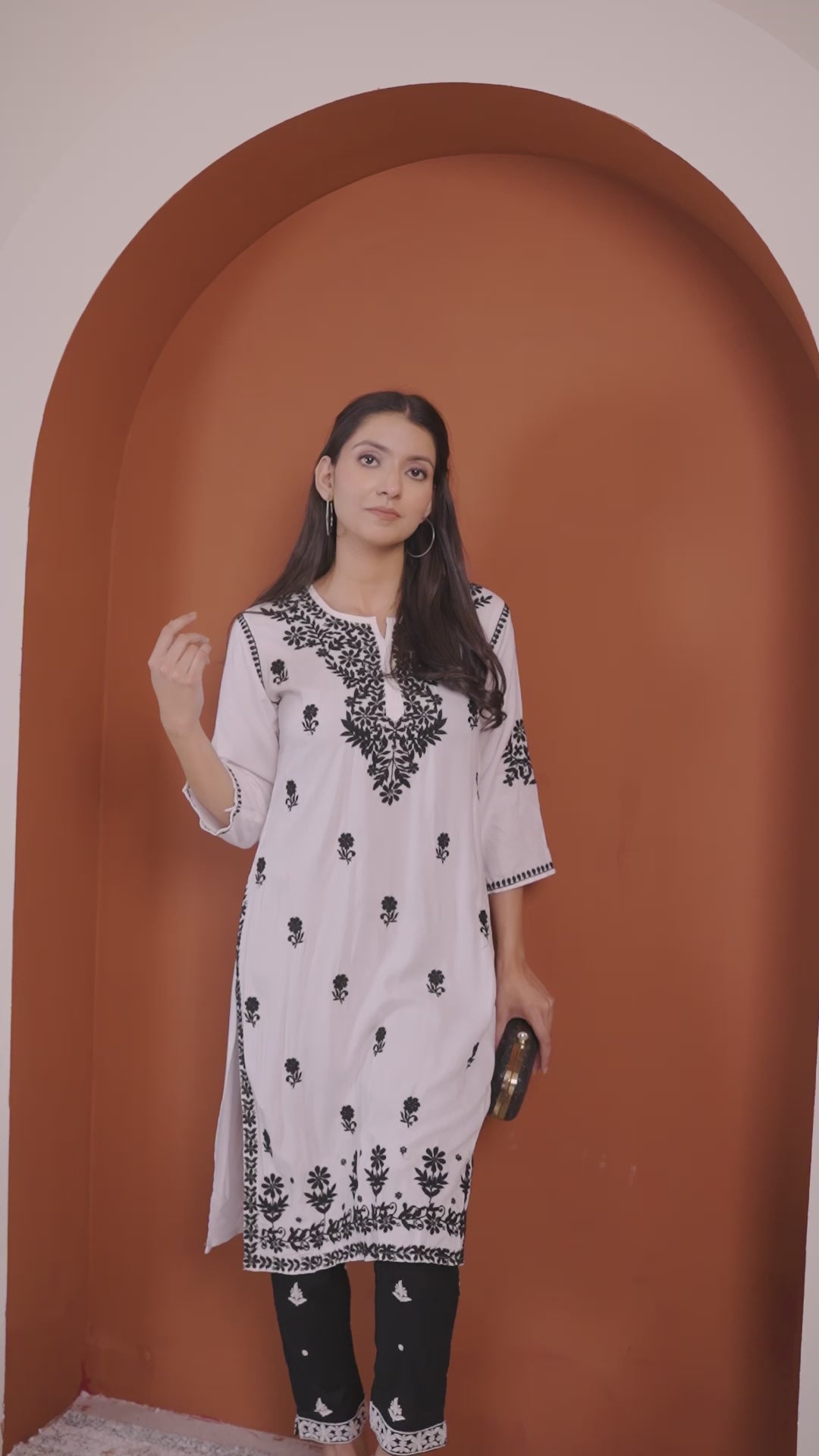 Riya Kurti