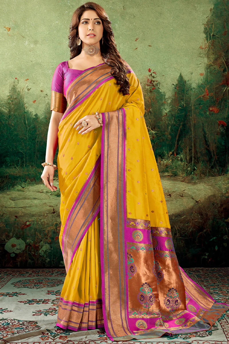 Riddhi Saree